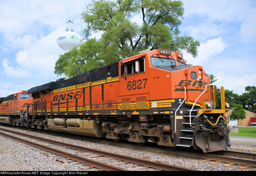 BNSF 6827